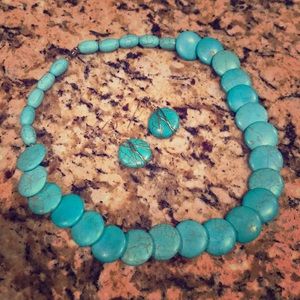 Necklace and earrings set